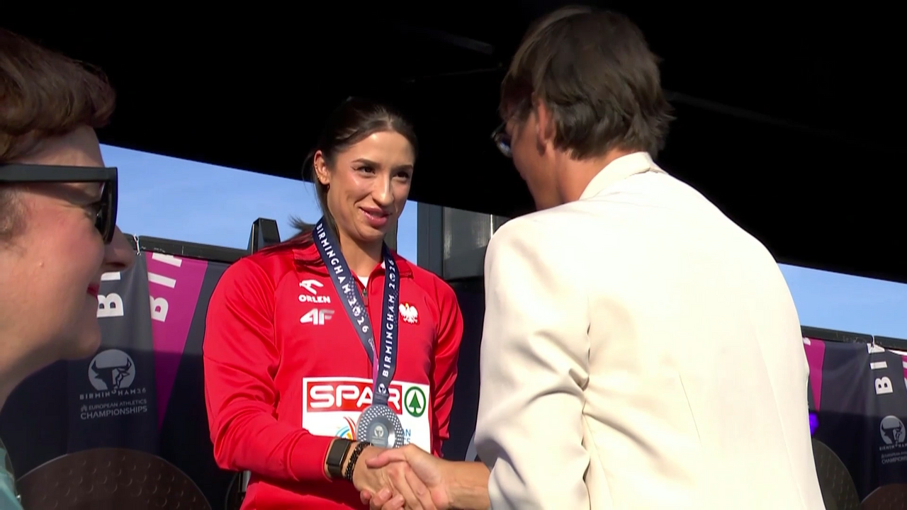 Ewa Swoboda odebrała srebrny medal mistrzostw Europy. Zobacz ceremonię medalową [WIDEO]